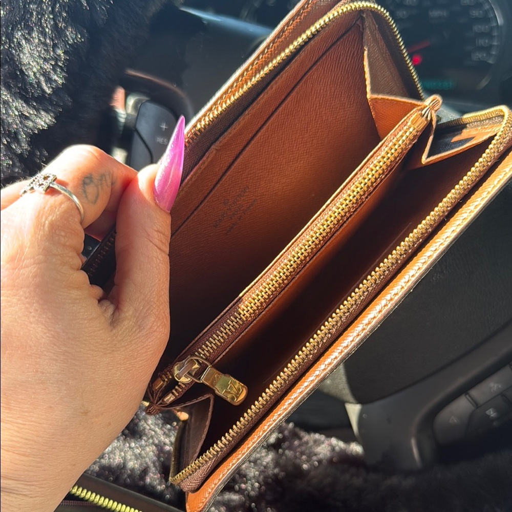 Louis Vuitton Brown Monogram Wallet - Picture 6 of 11